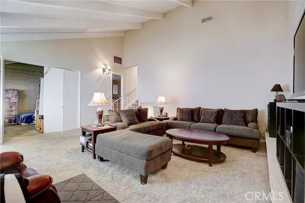 Yorba Linda, CA 92886,5062 Lakeview Avenue