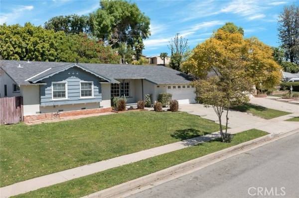 1311 East Whittier, La Habra, CA 90631