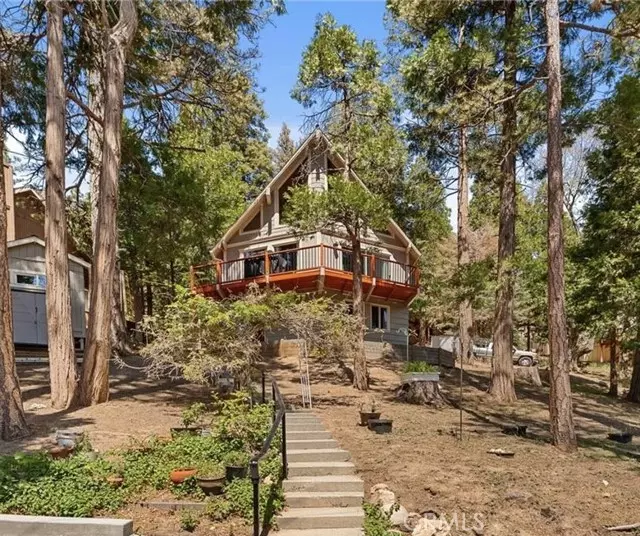 Lake Arrowhead, CA 92352,521 Grass Valley Road