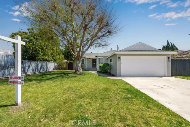 11132 Tarawa Drive, Los Alamitos, CA 90720