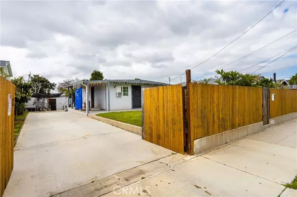 Wilmington, CA 90744,1033 Ronan Avenue