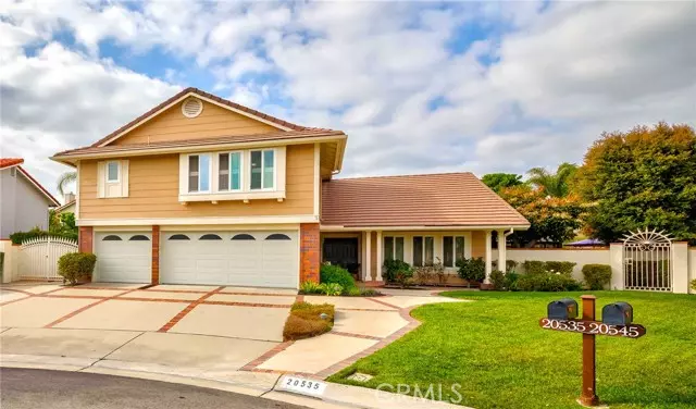 Yorba Linda, CA 92886,20535 Via Belleza