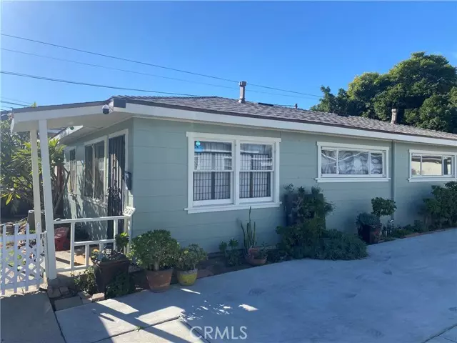 25127 Woodward Avenue, Lomita, CA 90717