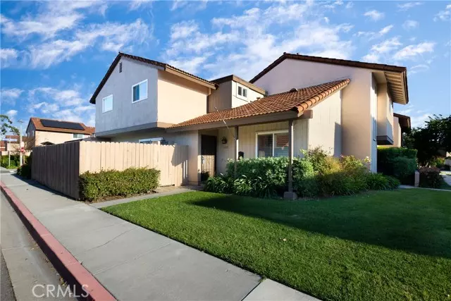 10525 Carrotwood Way, Stanton, CA 90680