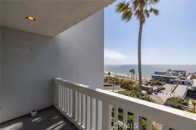 640 The Village, Redondo Beach, CA 90277