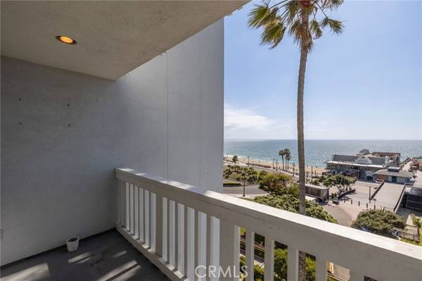 640 The Village, Redondo Beach, CA 90277