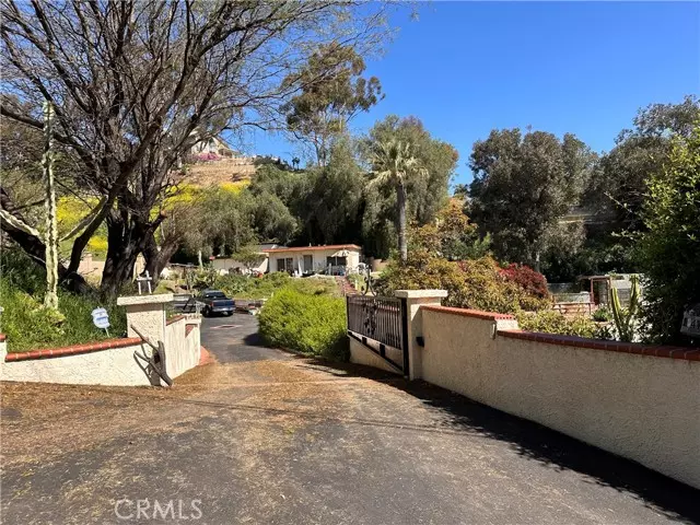 419 Vista Del Llano Drive, La Habra Heights, CA 90631