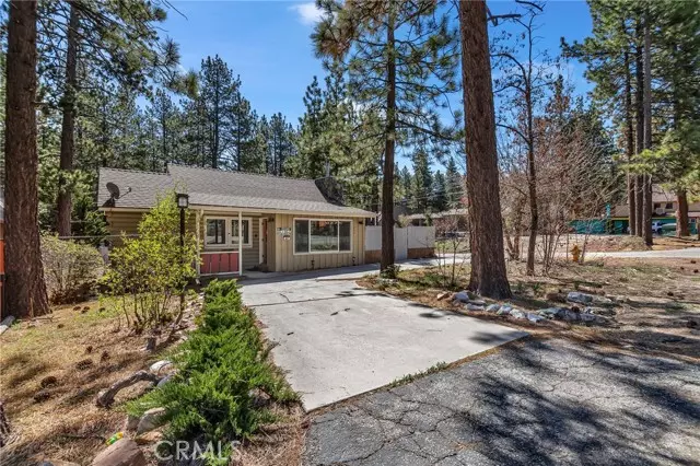 455 Crane Drive, Big Bear Lake, CA 92315