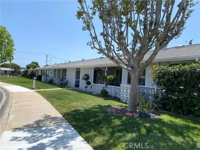 1382 El Dorado Dr #10H, Seal Beach, CA 90740