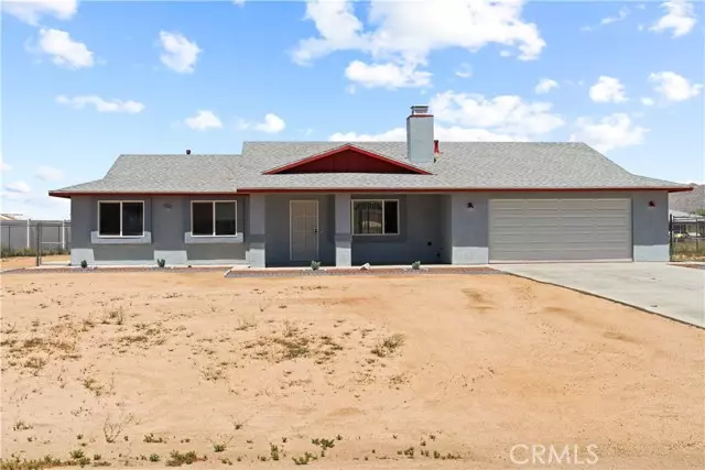 22640 Powhatan Road, Apple Valley, CA 92308