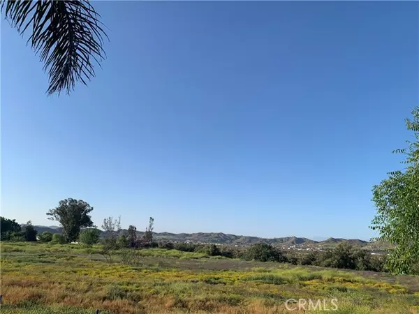 Lake Elsinore, CA 92530,18860 Oakview Way