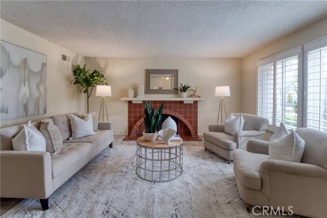 Seal Beach, CA 90740,3531 Almond Avenue