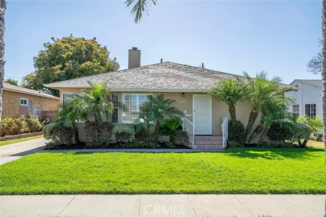 2810 Canal Avenue, Long Beach, CA 90810