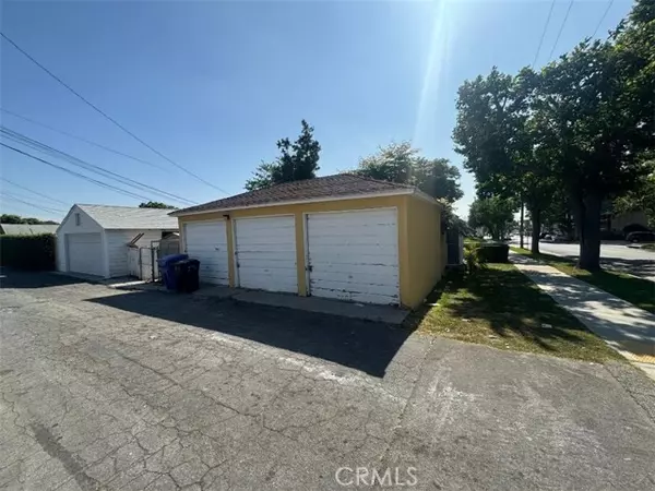 Whittier, CA 90602,8002 Bright Avenue