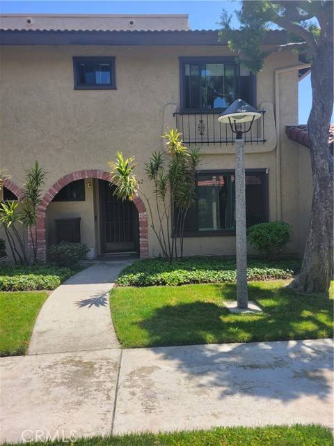 8962 Barcelona, Westminster, CA 92683