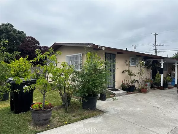 Fullerton, CA 92832,212 West Rosslynn Avenue