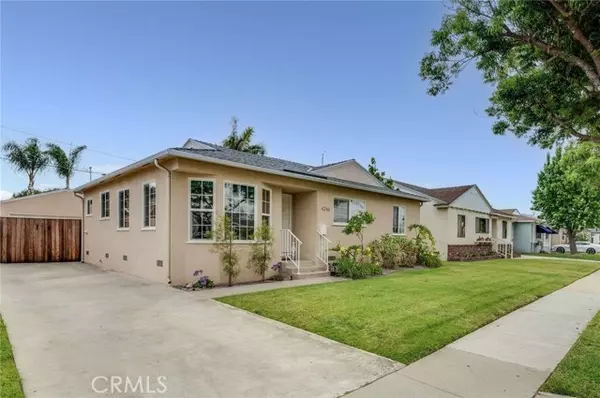 Lakewood, CA 90712,4246 Pixie Avenue