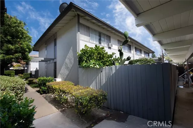 Tustin, CA 92780,16603 Townhouse Drive