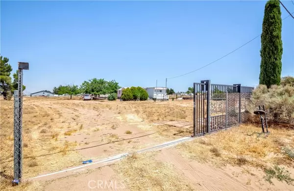 Phelan, CA 92371,7127 Phelan Road