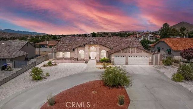 16270 Olalee Road, Apple Valley, CA 92307