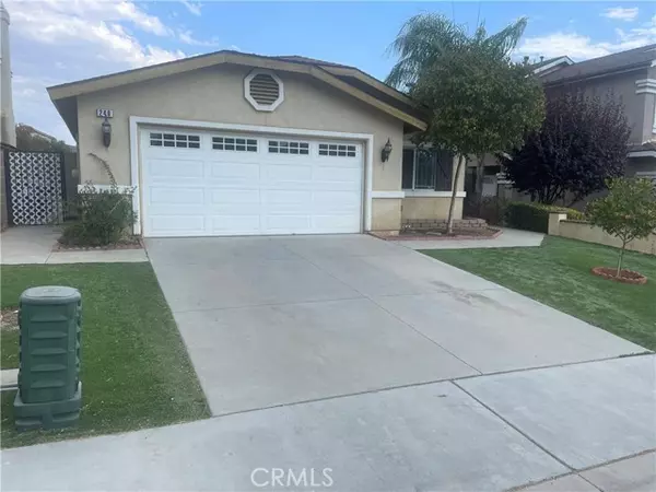 240 Avenue 6, Lake Elsinore, CA 92530