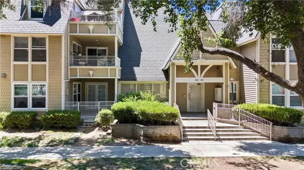 Santa Ana, CA 92701,302 East Chestnut #118 Avenue