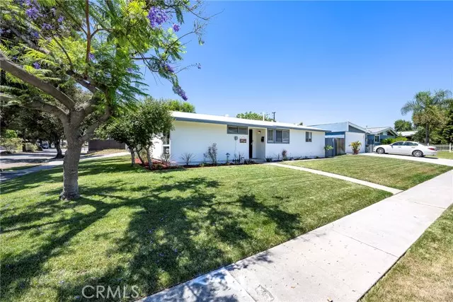 2501 Santa Ysabel Avenue, Fullerton, CA 92831