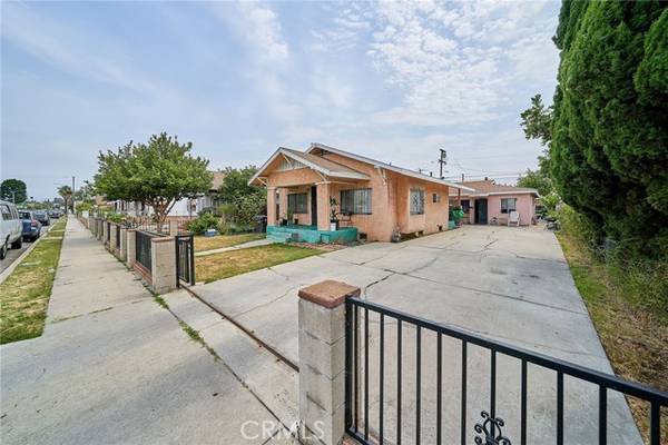 2120 Myrtle Avenue, Long Beach, CA 90806