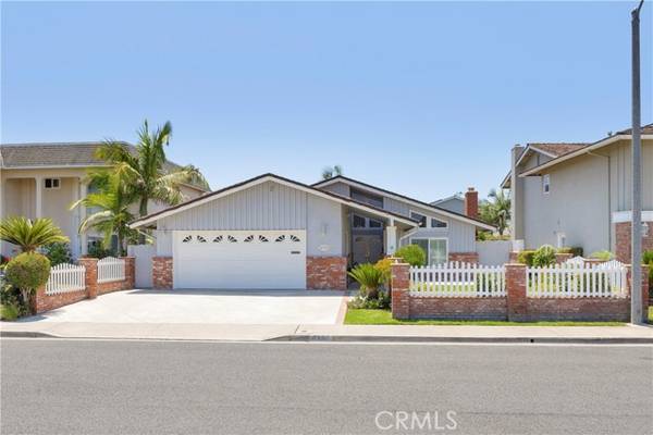 4788 Dogwood Avenue, Seal Beach, CA 90740