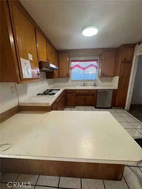 Garden Grove, CA 92844,9732 WOODBURY