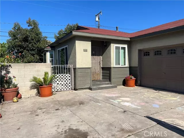 226 North Bewley Street, Santa Ana, CA 92703