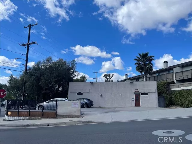 Orange, CA 92865,1289 East Lincoln Avenue