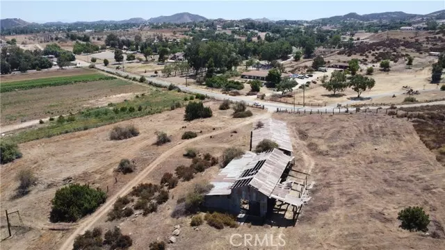 Perris, CA 92570,16190 Rocky Bluff Road