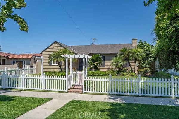 725 East Bixby Road, Long Beach, CA 90807