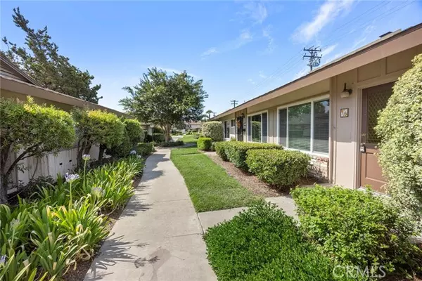 13902 Yorba Street,  Tustin,  CA 92780