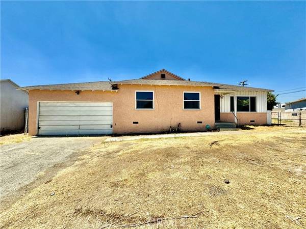 634 West Grove Street, Rialto, CA 92376