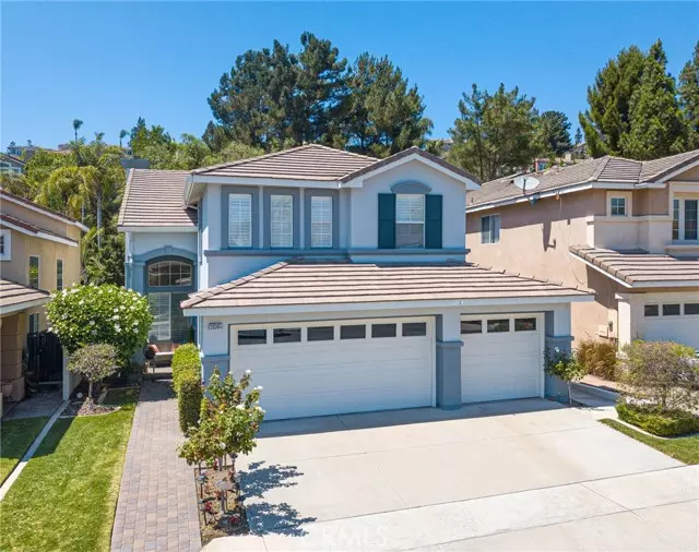 Yorba Linda, CA 92887,20365 Herbshey Cir