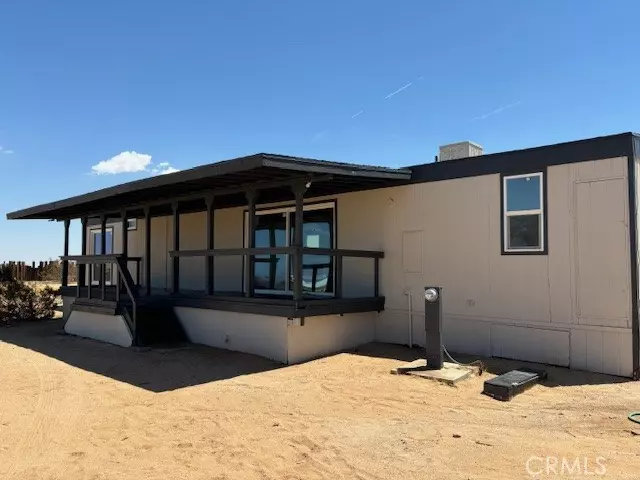 Landers, CA 92285,61501 Burke Road