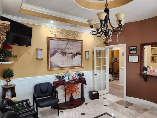 Anaheim, CA 92804,408 South Beach Boulevard