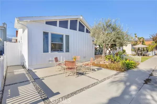 313 14th Street, Seal Beach, CA 90740