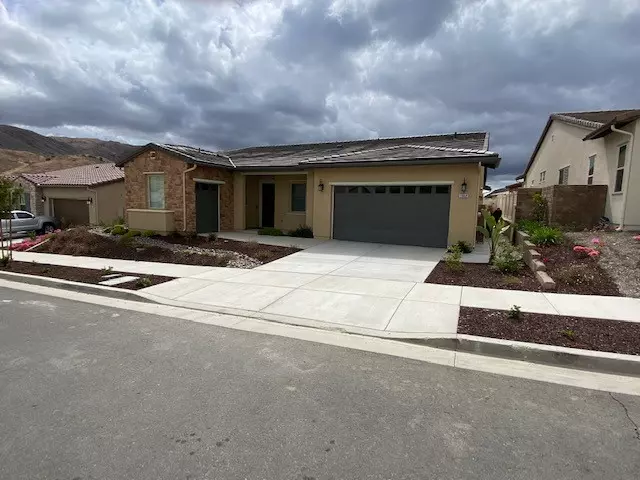 Corona, CA 92883,11669 Ambling Way