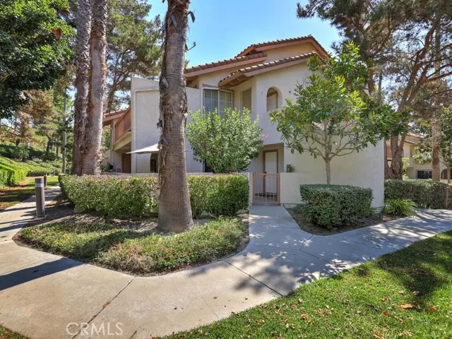 26511 Merienda, Laguna Hills, CA 92656