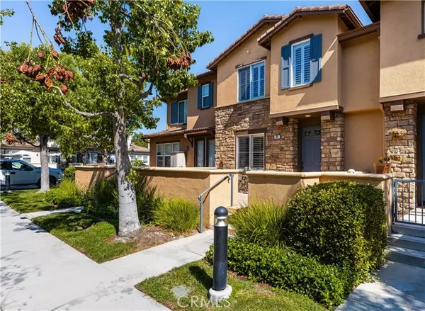 Irvine, CA 92602,151 Topaz #12