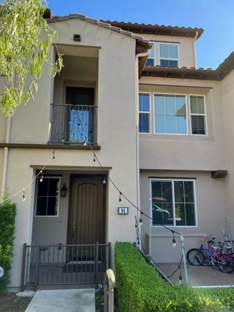 Aliso Viejo, CA 92656,94 Playa Cir # S