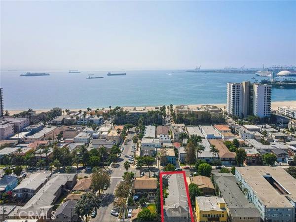 1425 East 1st Street, Long Beach, CA 90802