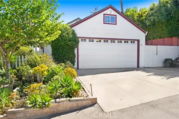 284 Heavenly Valley Road,  Newbury Park,  CA 91320