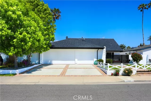 Huntington Beach, CA 92646,21912 Summer Circle
