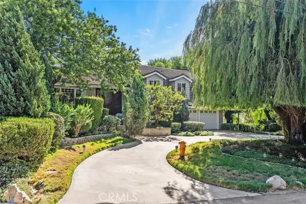 Yorba Linda, CA 92886,5072 Grandview Avenue