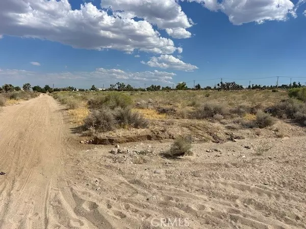 Phelan, CA 92371,9757 Lebec Road