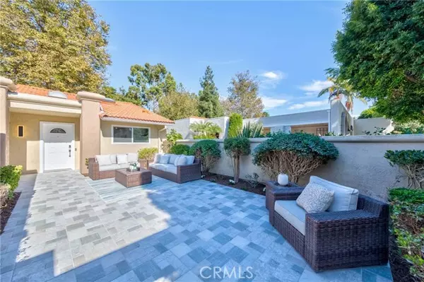 Laguna Woods, CA 92637,5538 Via La Mesa